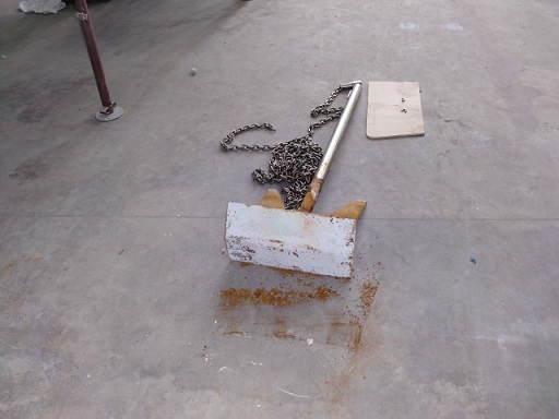 [Immagine: 20109151299_ancora con 10 mt catena.JPG]